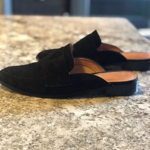 Halogen Violet Mule in Black Suede